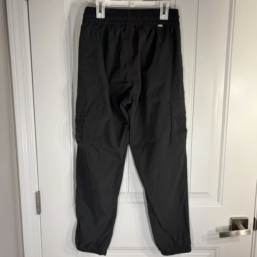 Vuori Womens Grey Birch Cargo Pocket Performance Sweatpant Joggers Gym‎ Sz XS